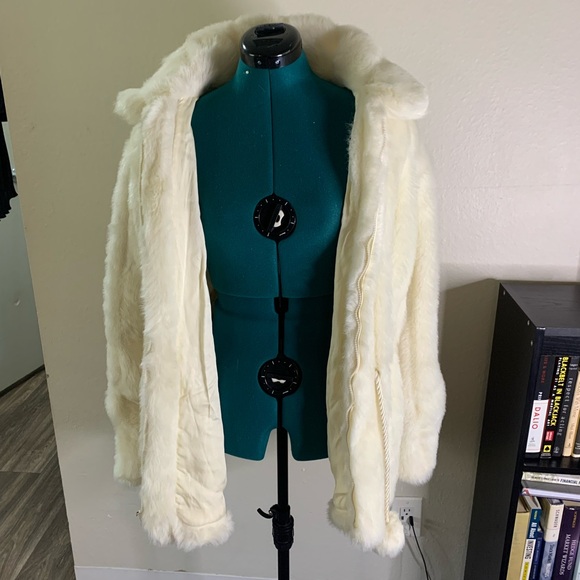 Scandinavian Faux Fur Vintage Coat - Picture 8 of 9